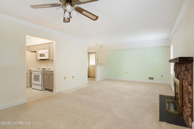 101 Wellington Place 101, Matawan, NJ 07747