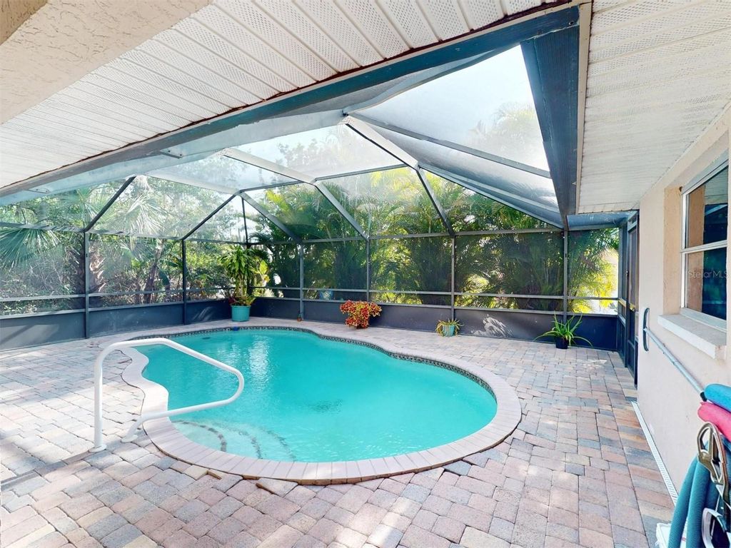 Image 8 of property listing at 1314 BEACON DRIVE, Port Charlotte, FL 33952