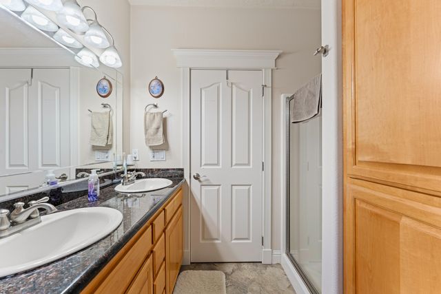 847 Three Pines Road, Grants Pass, OR 97526