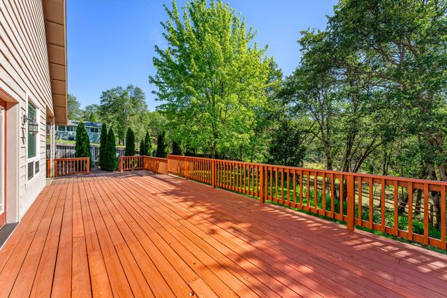 847 Three Pines Road, Grants Pass, OR 97526