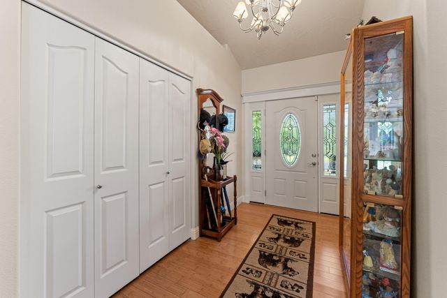 847 Three Pines Road, Grants Pass, OR 97526