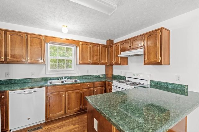 7946 Lambert Road, Winston, GA 30187