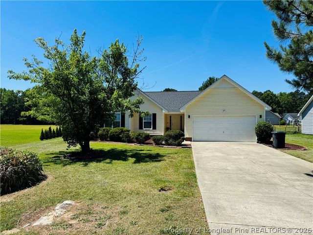 687 Overhills Road, Linden, NC 28356