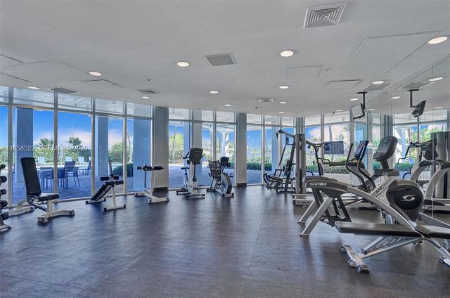 6515 Collins Ave 901, Miami Beach, FL 33141