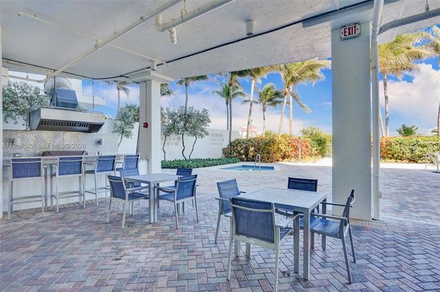 6515 Collins Ave 901, Miami Beach, FL 33141