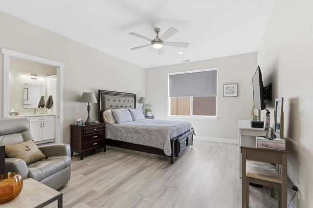 392 Silver Creek Lane, Grand Junction, CO 81504