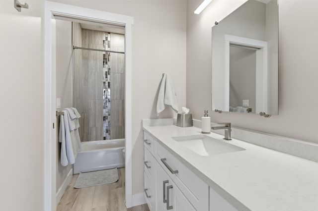 392 Silver Creek Lane, Grand Junction, CO 81504