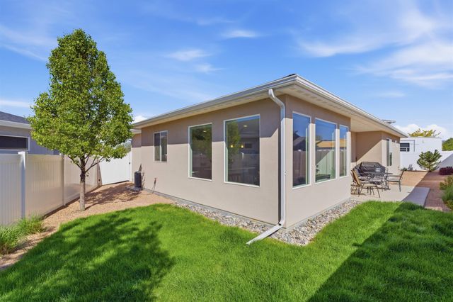392 Silver Creek Lane, Grand Junction, CO 81504