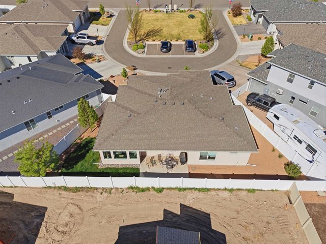 392 Silver Creek Lane, Grand Junction, CO 81504