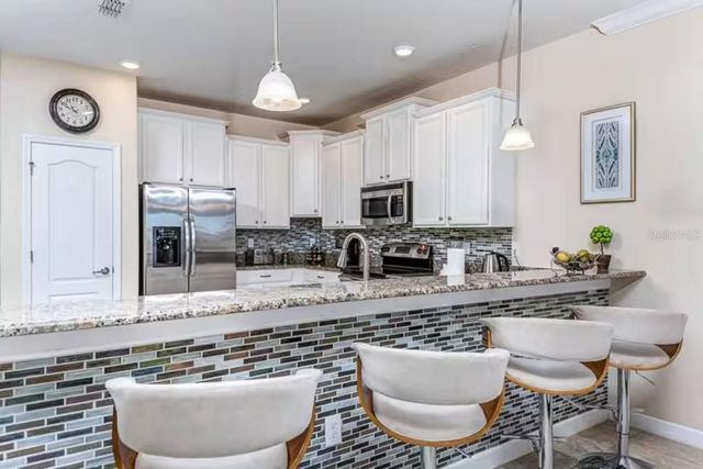 9043 SHADOW MOUNTAIN STREET, Davenport, FL 33896