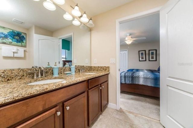 9043 SHADOW MOUNTAIN STREET, Davenport, FL 33896