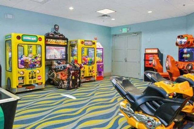 9043 SHADOW MOUNTAIN STREET, Davenport, FL 33896