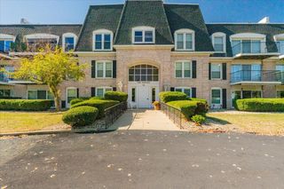 111 Rust Road 211, Bloomington, IL 61701