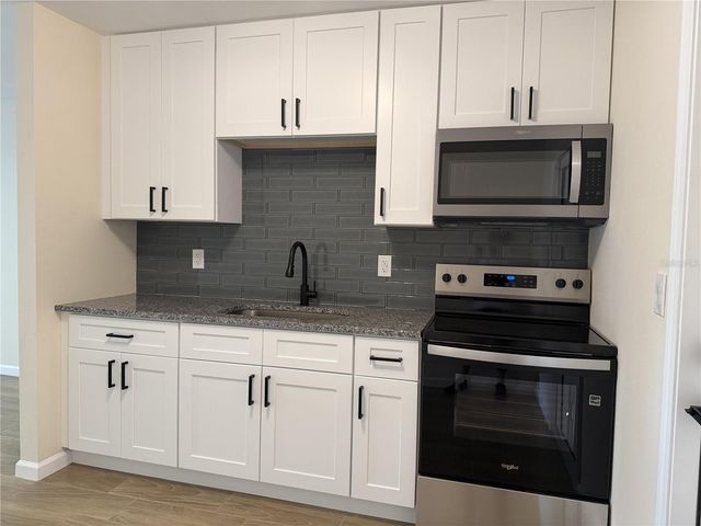 5601 16TH STREET W, Bradenton, FL 34207