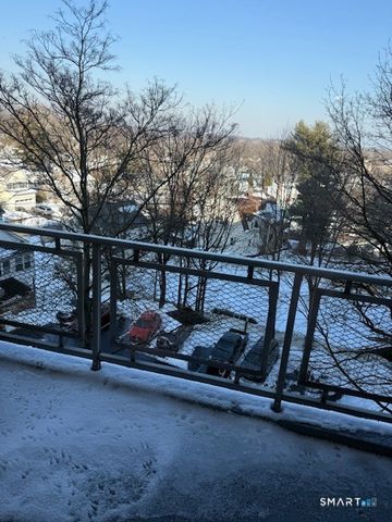 91 Strawberry Hill Avenue APT 624, Stamford, CT 06902