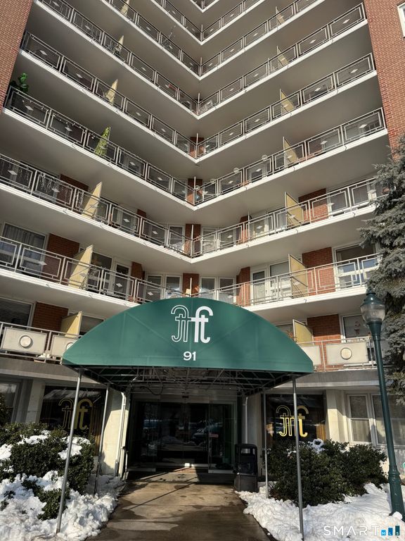 91 Strawberry Hill Avenue APT 624, Stamford, CT 06902