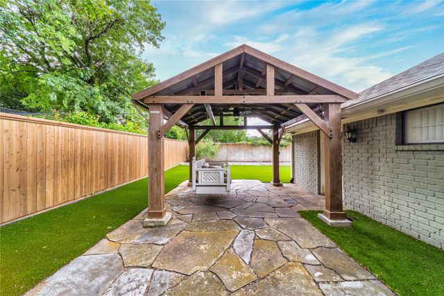 6402 McCommas Boulevard, Dallas, TX 75214
