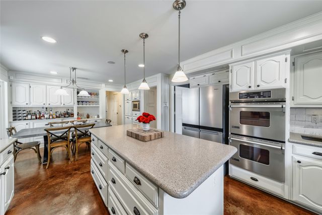6402 McCommas Boulevard, Dallas, TX 75214