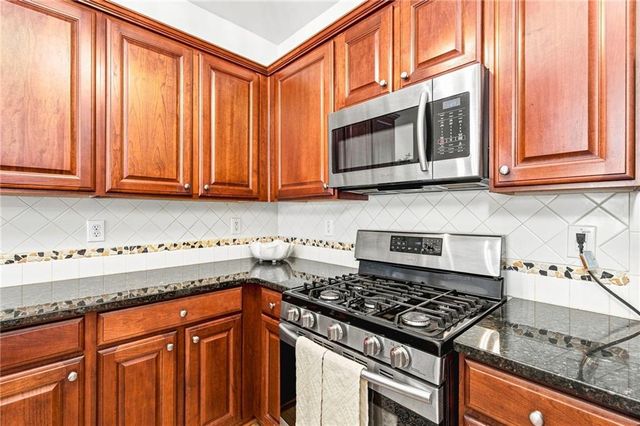 9820 Alger Trace, Johns Creek, GA 30022