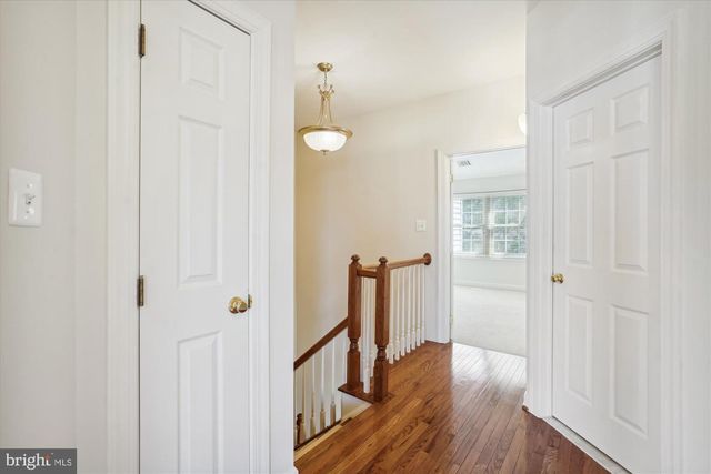 4524 FAIR VALLEY DR, Fairfax, VA 22033