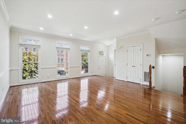 4524 FAIR VALLEY DR, Fairfax, VA 22033