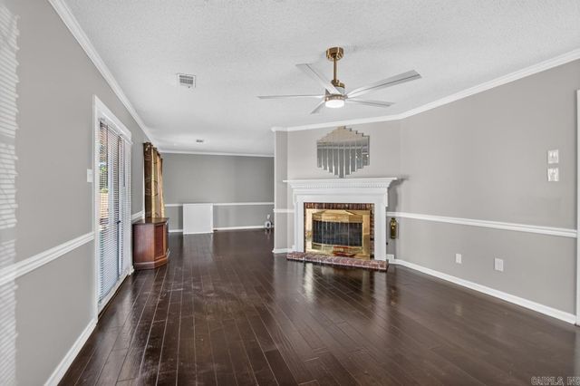 101 Round Leaf Court, Sherwood, AR 72120