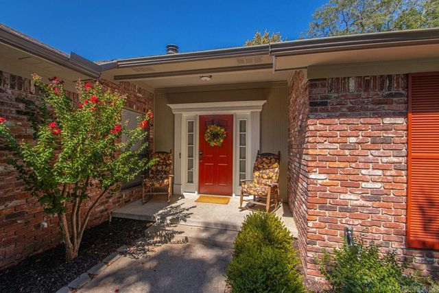 101 Round Leaf Court, Sherwood, AR 72120