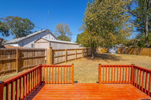 101 Round Leaf Court, Sherwood, AR 72120
