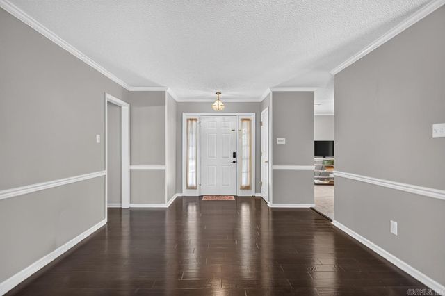 101 Round Leaf Court, Sherwood, AR 72120