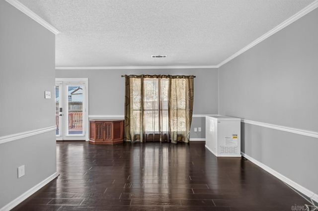 101 Round Leaf Court, Sherwood, AR 72120