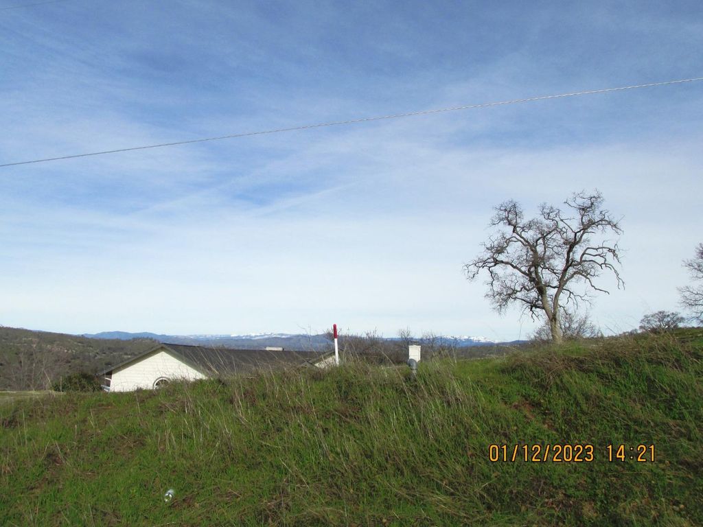 Image 25 of property listing at 39854 Lilley Mountain Drive, Coarsegold, CA 93614