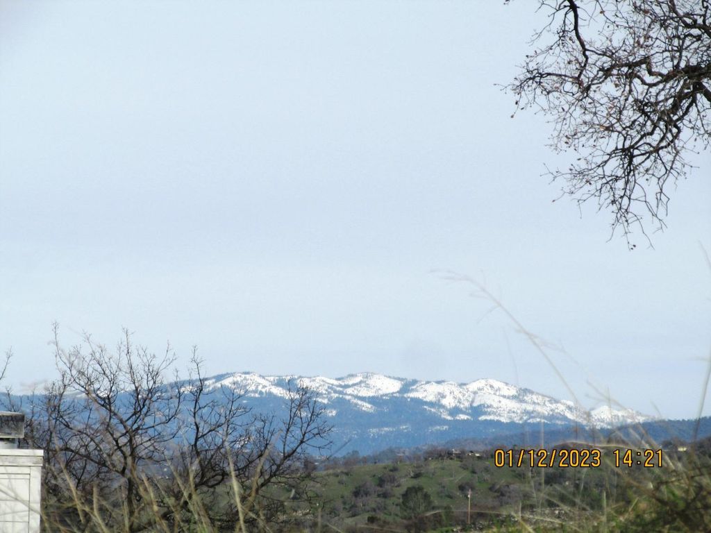 Image 26 of property listing at 39854 Lilley Mountain Drive, Coarsegold, CA 93614