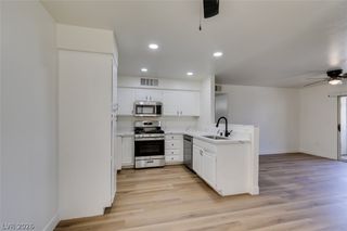 5710 East Tropicana Avenue 1225, Las Vegas, NV 89122