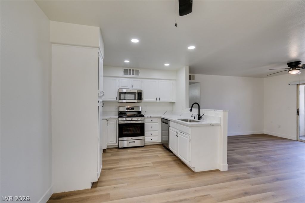 5710 East Tropicana Avenue 1225, Las Vegas, NV 89122