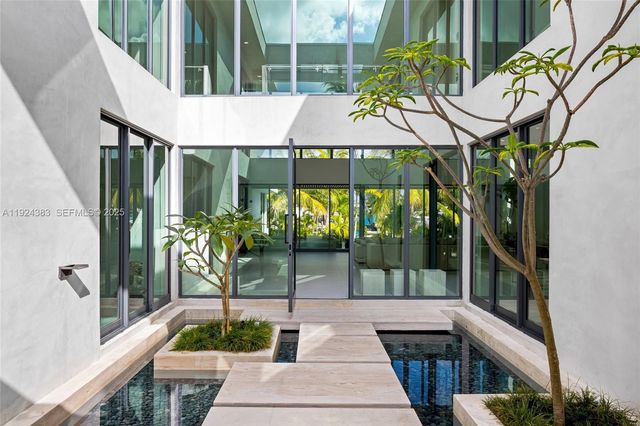 773 NE 77th Ter, Miami, FL 33138