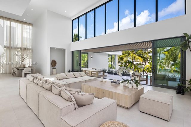 773 NE 77th Ter, Miami, FL 33138