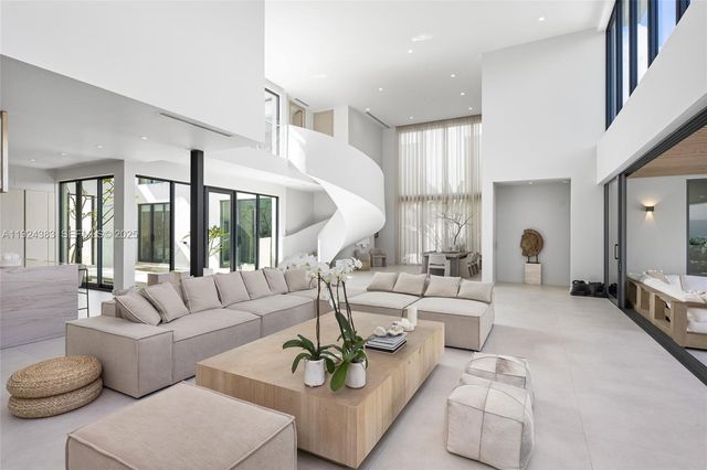 773 NE 77th Ter, Miami, FL 33138