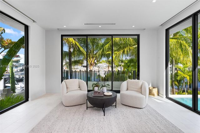 773 NE 77th Ter, Miami, FL 33138