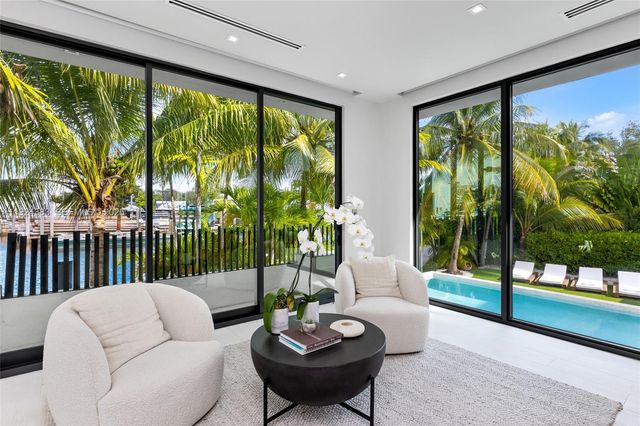 773 NE 77th Ter, Miami, FL 33138