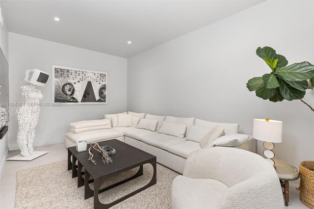 773 NE 77th Ter, Miami, FL 33138