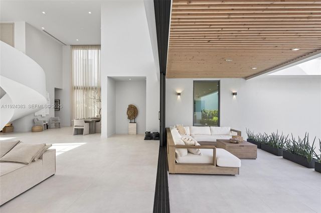 773 NE 77th Ter, Miami, FL 33138