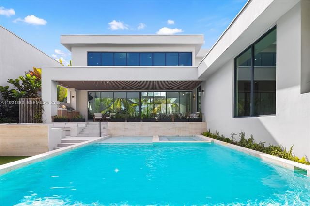 773 NE 77th Ter, Miami, FL 33138