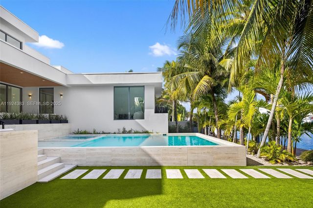 773 NE 77th Ter, Miami, FL 33138