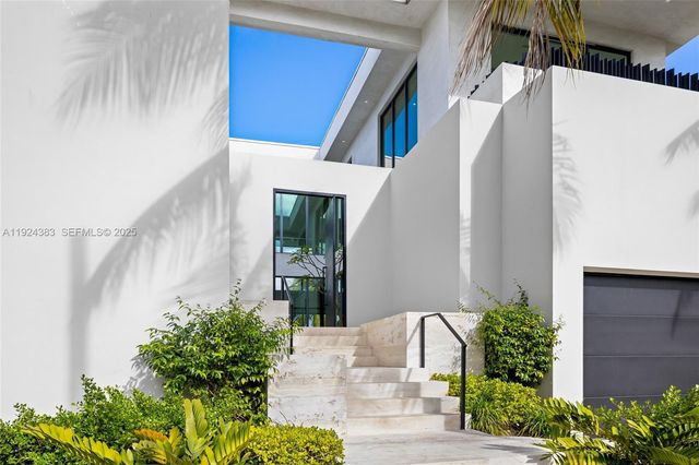 773 NE 77th Ter, Miami, FL 33138