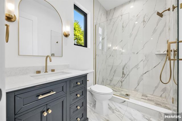 408 Terhune Avenue, Paramus, NJ 07652
