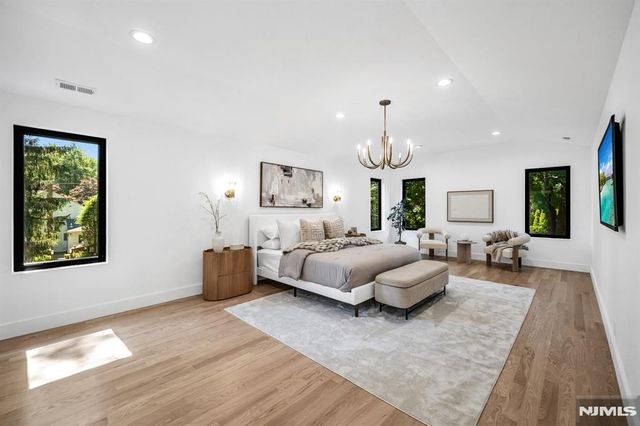 408 Terhune Avenue, Paramus, NJ 07652