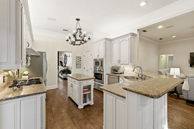 5500 Sycamore Drive, Colleyville, TX 76034