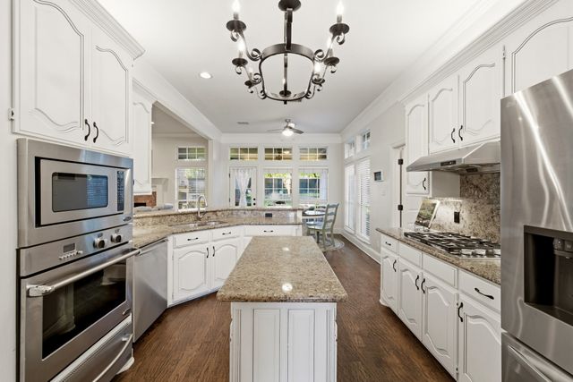 5500 Sycamore Drive, Colleyville, TX 76034