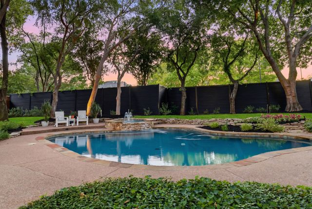 5500 Sycamore Drive, Colleyville, TX 76034