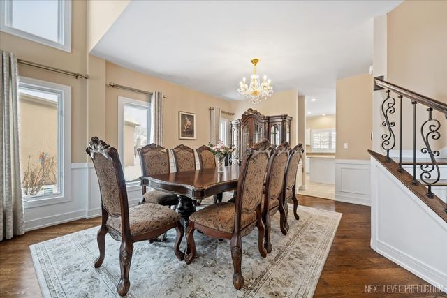 970 Waterside Court, Aurora, IL 60502